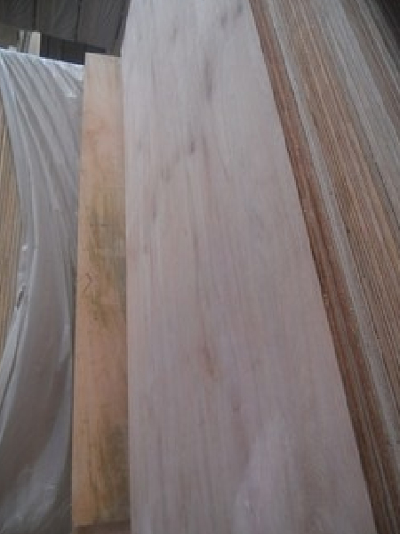 Plywood với keo E0, E1, E2